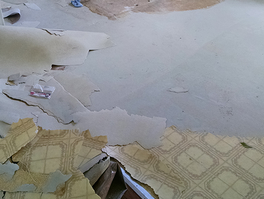 Asbestos-containing vinyl flooring in a home